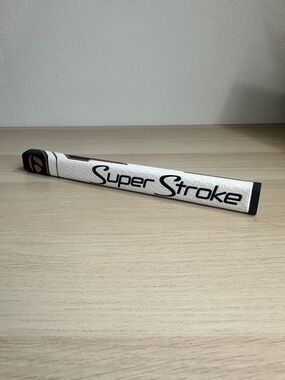 SuperStroke x TaylorMade Pistol GTR 1.0 White/Gold